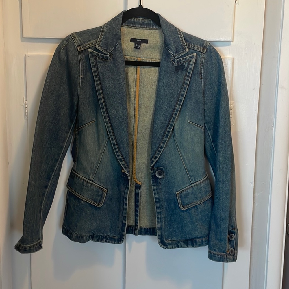 Blazer washed denim worn only once!